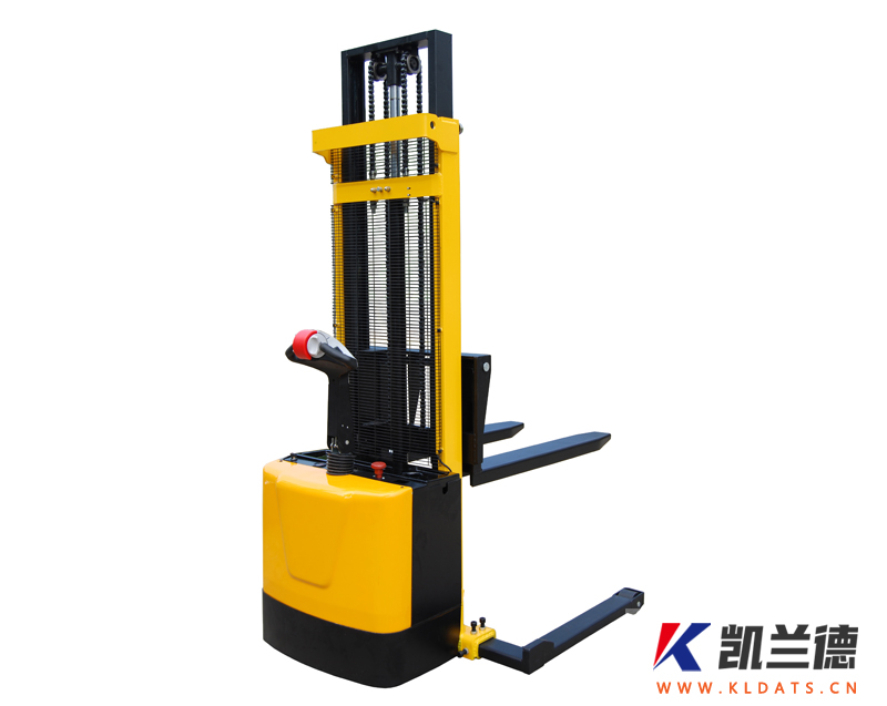 經(jīng)濟型全電動堆高車